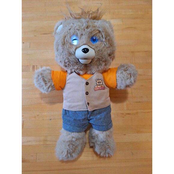 Teddy Ruxpin 2017 Animated Storytelling Bear Bluetooth LCD Eyes Tested Works - Picture 5 of 11